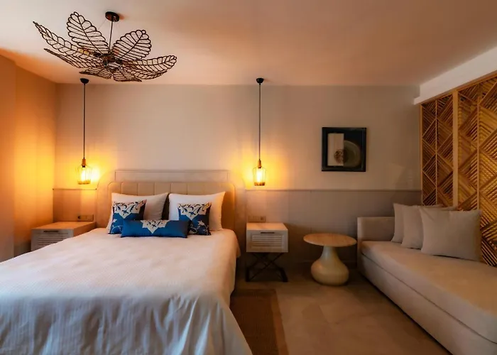 Deluxe Double or Twin Room Garden View